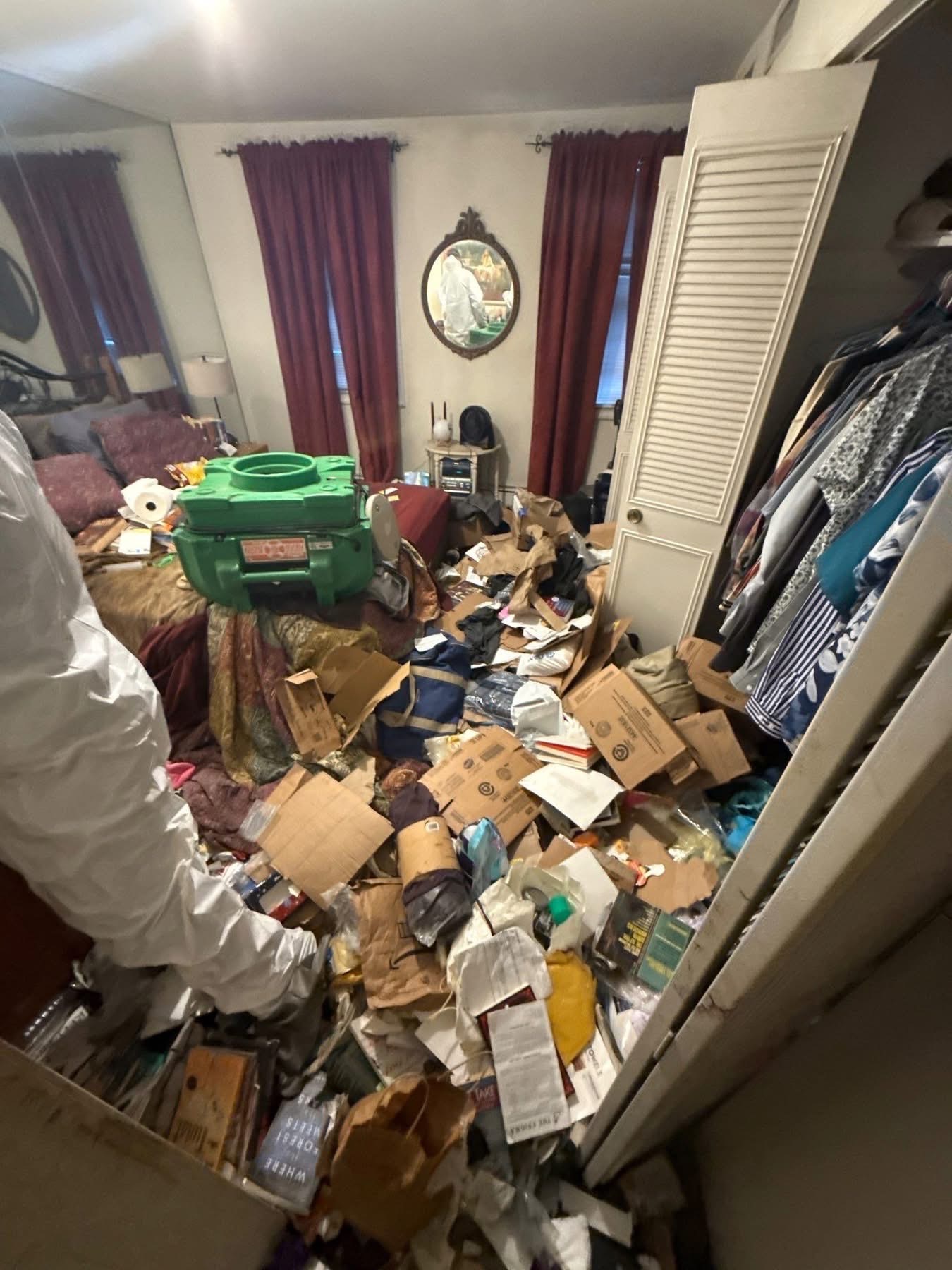 garbage in livingroom